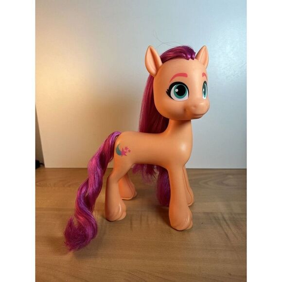 My Little Pony Sunny Starscout A New Generation Movie Friends Figure - Picture 1 of 9